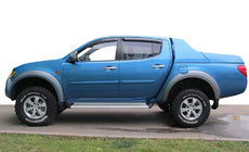 Mitsubishi L200 2006-2015 Deflettori Finestrini (4pz, SIM) foto 1