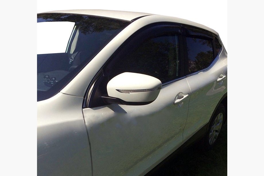 Nissan Qashqai 2014-2021 Deflettori Finestrini (4pz, SIM) Foto 1