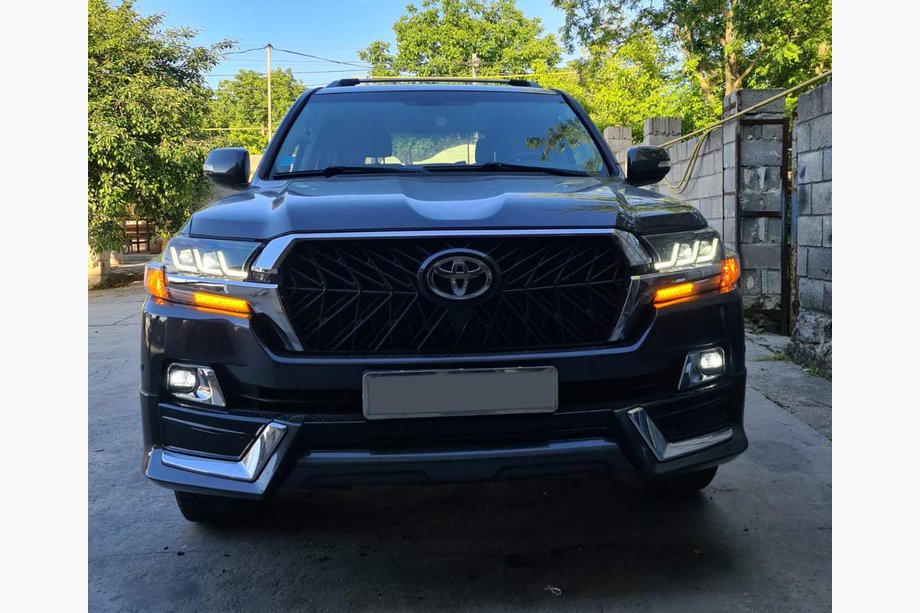 Toyota Land Cruiser 200 2007-2021 Kit carrozzeria 2016↗ (TRD 2021) Nero Foto 3