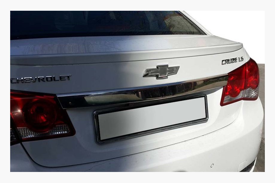 Chevrolet Cruze 2009–2015 Modanatura cromata sopra la targa (acciaio inox) Image