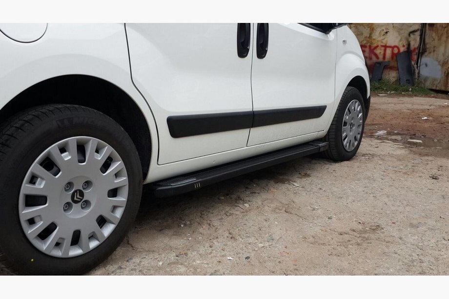 Peugeot Bipper 2008-2017 Pedane Laterali Mostu Black (2 pz, Profilo in Alluminio) Foto 6
