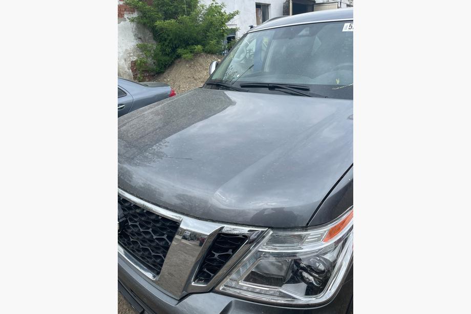 Nissan Armada 2016-2024 Cofano (Usato, Perfetto 2019) Image