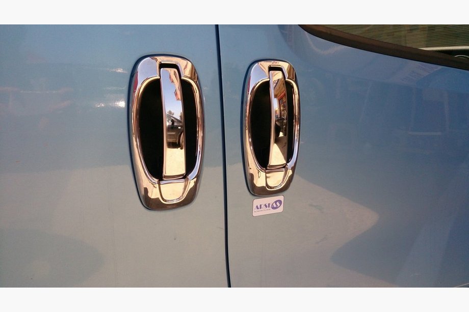Citroen Nemo 2007-2017 Coperture maniglie e cornici cromate (8 pz, acciaio inox) Carmos - Acciaio Inox Turco Foto 6