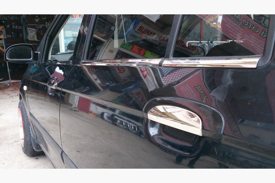 Hyundai Getz 2002- Cornici esterne finestrini acciaio inox (6 pezzi) Carmos - Acciaio Inox Turco Foto 3