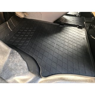 Tappetini in gomma (3 pz, Stingray) Mercedes Vito W638 1996-2003 foto 2