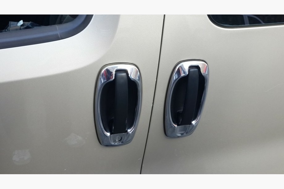 Fiat Doblo II 2010-2022 Coperture Maniglie Porta Cromate (4 pz, Acciaio Inox) Foto 5
