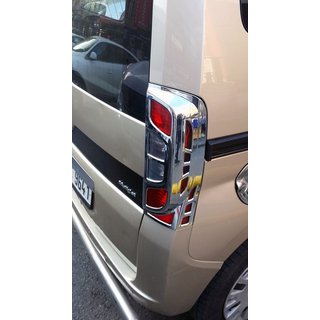 Coperture cromate fanali posteriori con curvatura (2 pz, plastica) Peugeot Bipper 2008-2017 foto 3