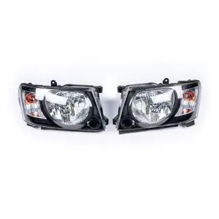 Fari Anteriori Safari Black (2004-2008, 2pz) Nissan Patrol Y61 1997-2011 foto 1