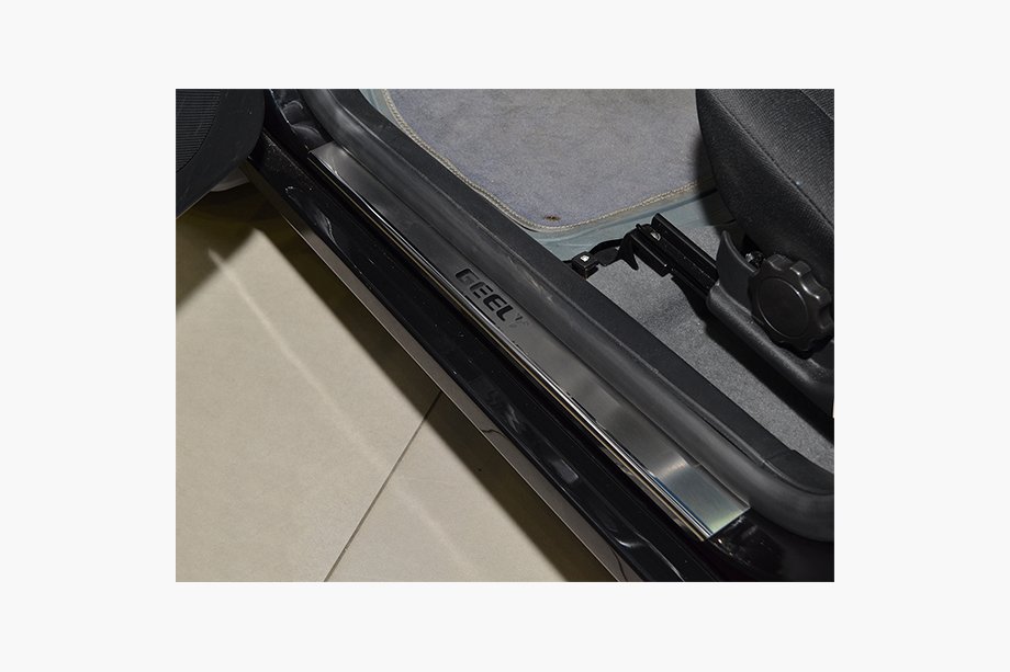 Geely CK-2 2008-2016 Battitacco Natanika Premium in acciaio inox (4 pz) Image