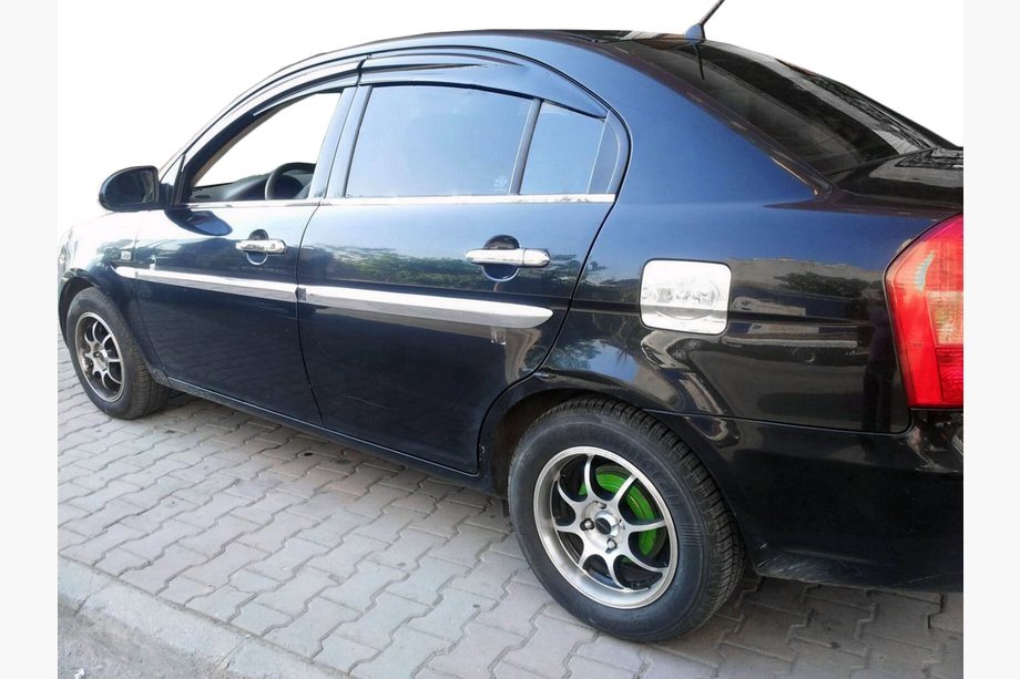 Hyundai Accent 2006-2010 Coperture Maniglie Cromate (4 pz) Clover - Plastica Cromata Foto 3