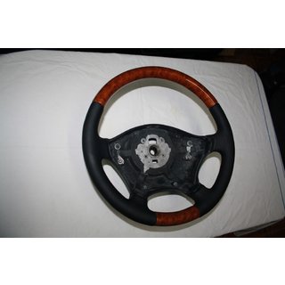 Volante (Pelle ↗ Legno) foto 2