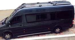 Mercedes Sprinter W906 2006–2018 Barre portatutto Shark (piedini neri) foto 1