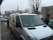 Mercedes Sprinter W906 2006–2018 Barre portatutto Shark (piedini neri) foto 3