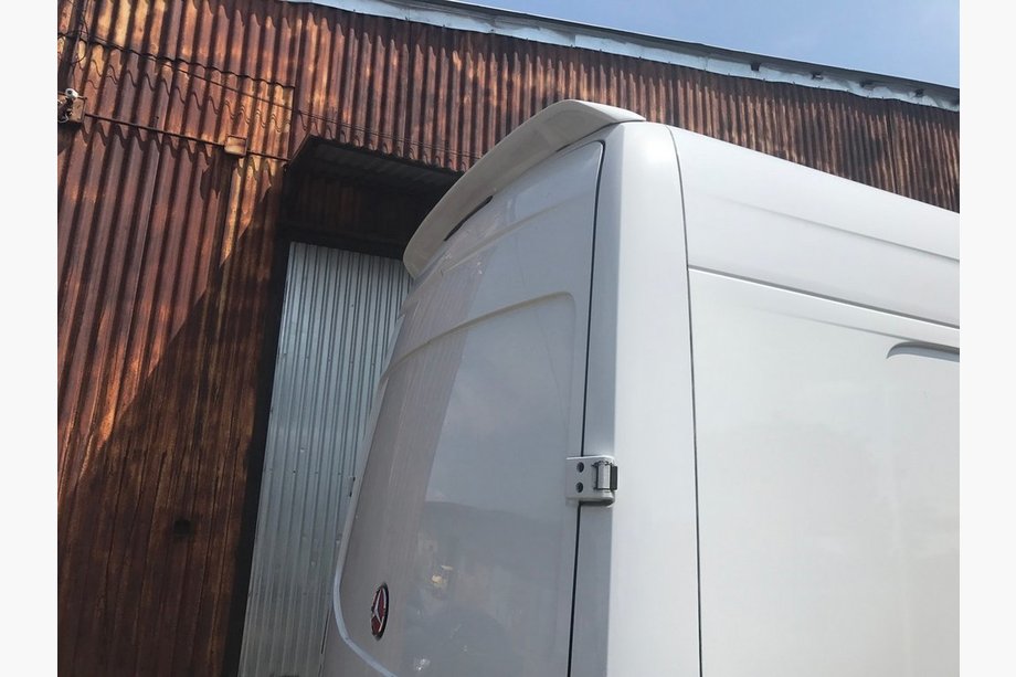 Volkswagen Crafter 2006-2016 Spoiler Anatomik (modello stretto, primerizzato per verniciatura) Foto 5