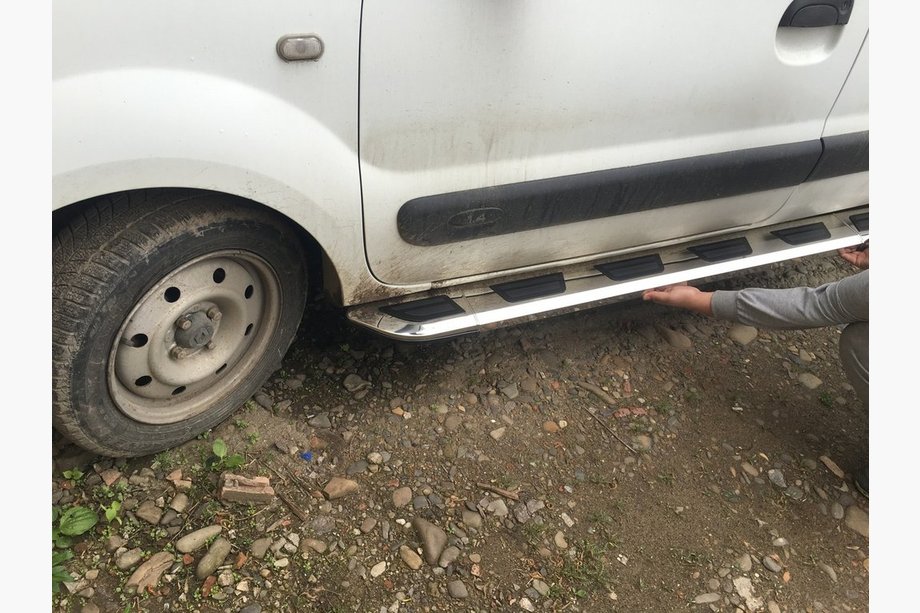 Renault Kangoo 1998-2008 Pedane Laterali Vison (2 pz., Alluminio e Acciaio Inox) Image