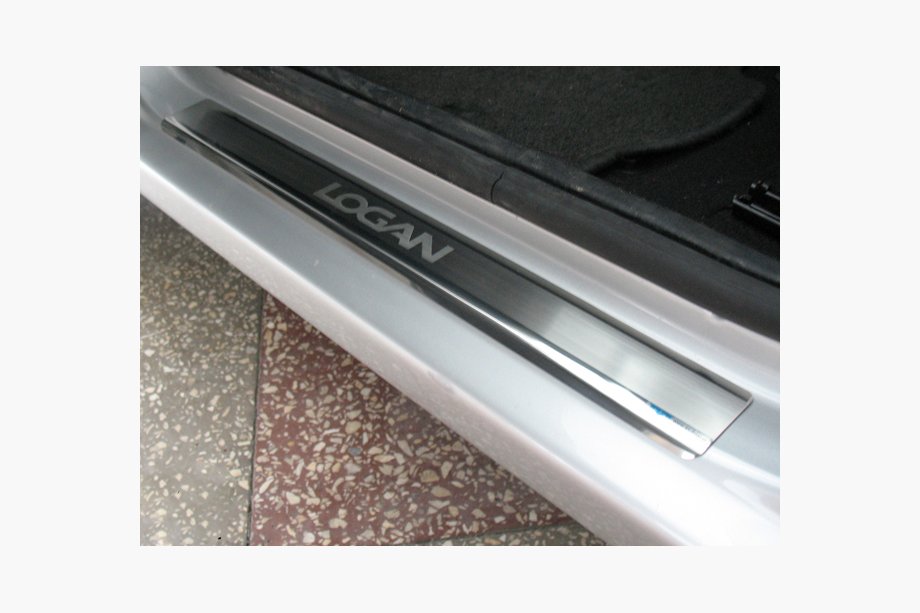 Renault Logan MCV 2005-2013 Coperture Battitacco Nataniko (4 pz, Acciaio Inox) Image