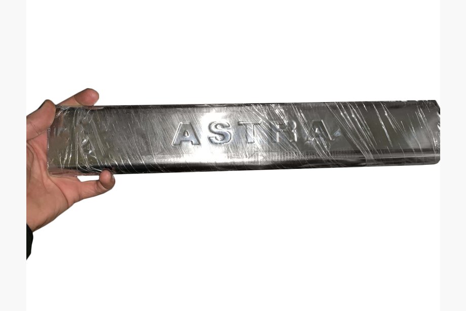 Opel Astra J 2009-2015 Offerta! Battitacco piegati (4 pz) Foto 1