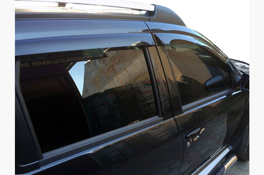 Renault Duster 2008–2017 Deflettori Finestrini (4 pz, Cobra) Image