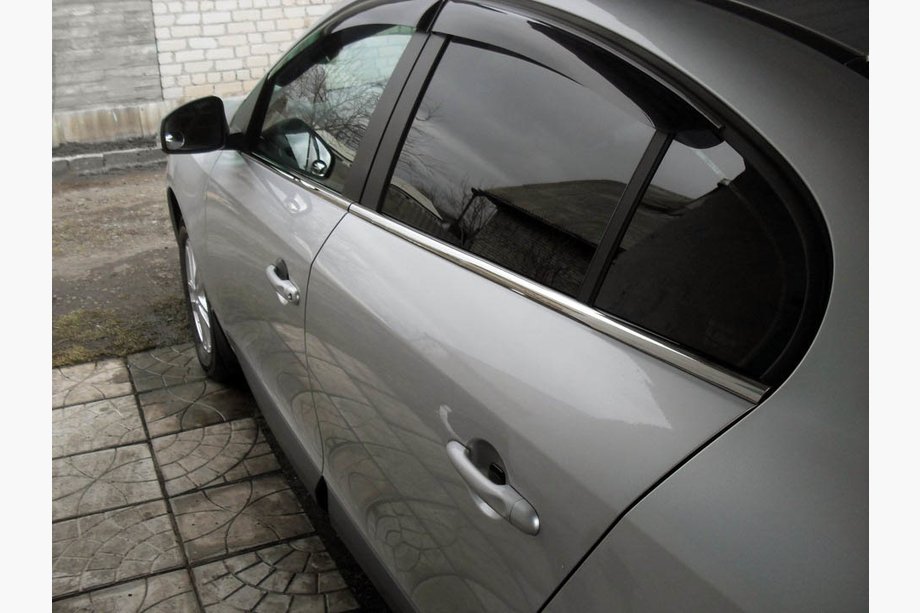 Renault Fluence 2009-2016 Modanature inferiori finestrini acciaio inox (4 pz) Carmos - Acciaio Inox Turco Image