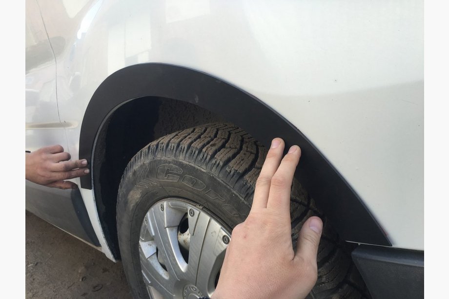 Renault Trafic 2001–2015 Coperture Passaruota (8 pz, Plastica) Foto 3