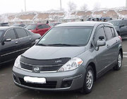 Nissan Tiida 2004-2011 Deflettore cofano (VIP) foto 1