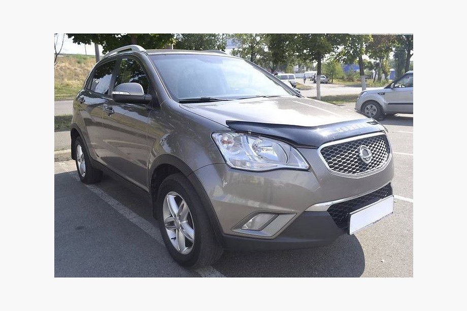 SsangYong Korando 2010-2019 Deflettore cofano 2010-2013 (VIP) Foto 1