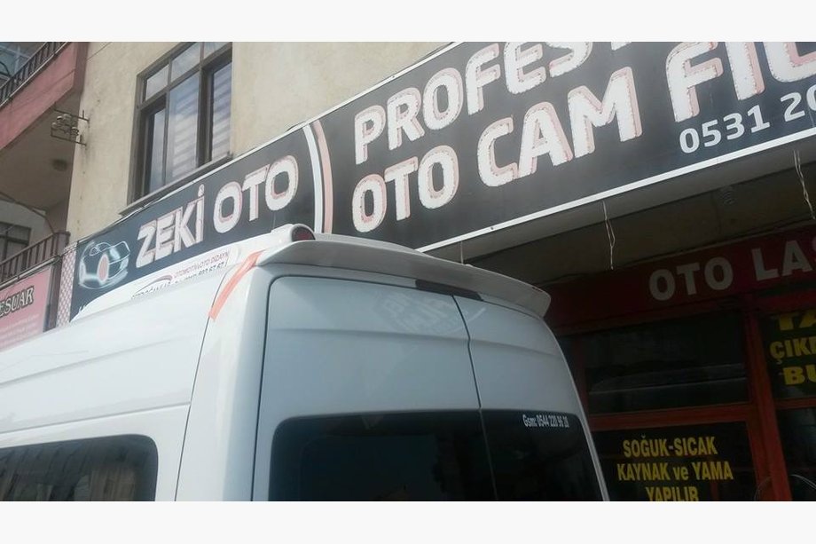 Volkswagen Crafter 2006-2016 Spoiler Anatomik (modello stretto, primerizzato per verniciatura) Foto 9