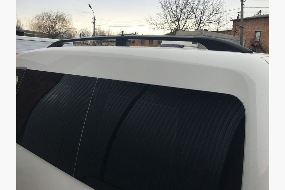 Volkswagen Caddy 2010-2015 Barre Tetto Nere Standard, piedini in plastica Foto 5
