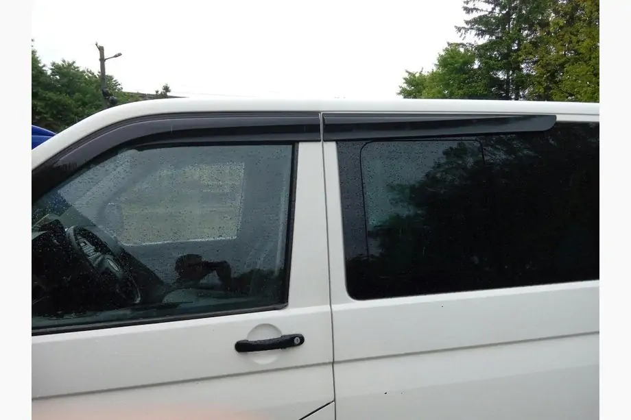 Volkswagen T5 Caravelle 2004-2010 Deflettori Finestrini (4 pz, Sunplex Sport) Foto 9