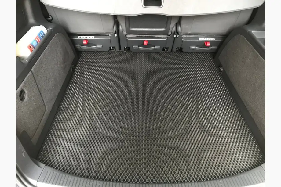 Volkswagen Touran 2003-2010 Tappetino bagagliaio (EVA, 5 posti, nero) Image
