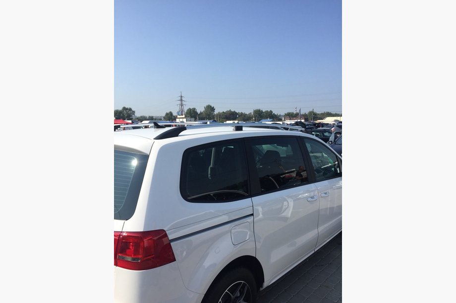 Volkswagen Sharan 2010-2023 Barre Tetto Cromate (Design Turco) Image