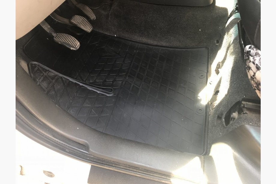 Fiat Doblo I 2001-2005 Tappetini in gomma (Stingray) Image