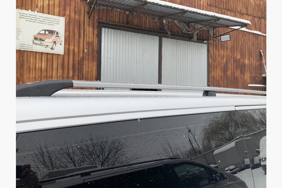 Volkswagen T5 Multivan 2003–2010 Offerta!!! Barre Tetto Grigio Metallizzato Image