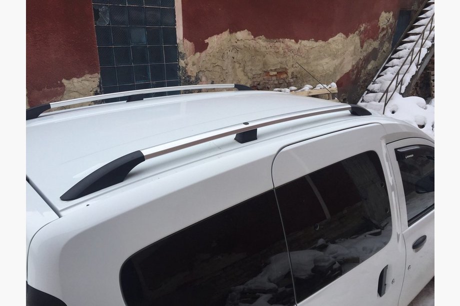Dacia Dokker 2013-2022 Barre Tetto Cromate Piede in plastica Image