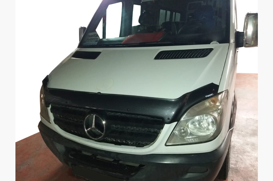 Mercedes Sprinter W906 2006–2018 Deflettore cofano effetto carbonio 2006-2013 (EuroCap) Image