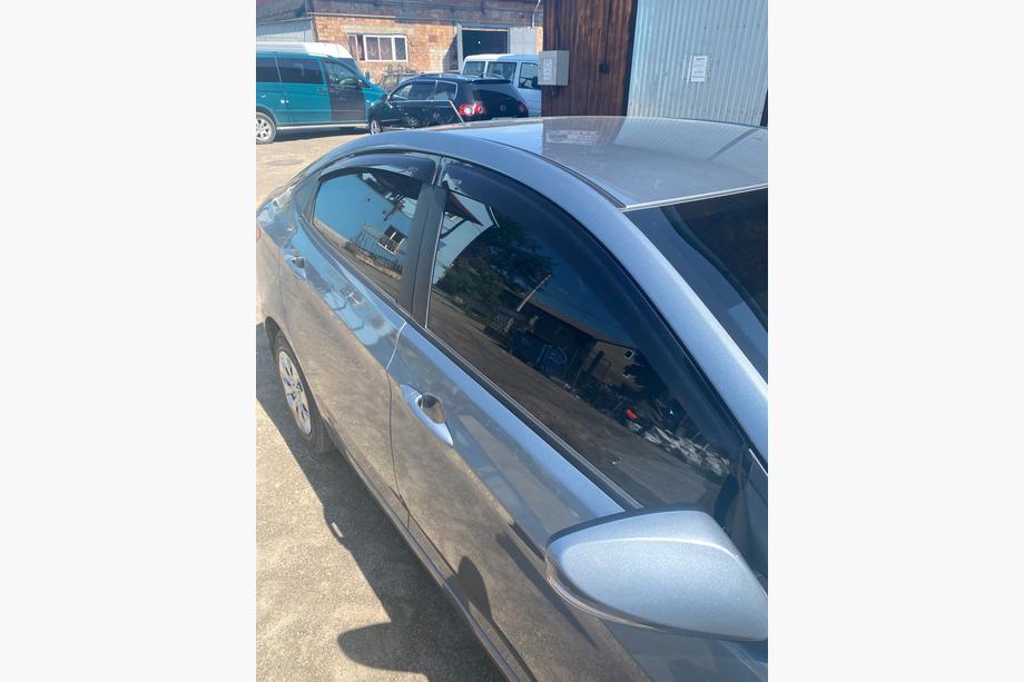 Hyundai Accent 2011-2017 Deflettori Finestrini SD (4 pz, ANV) Foto 1