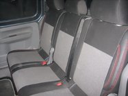 Volkswagen Caddy 2004-2010 Coprisedi Auto (Similpelle↗Tessuto, Premium) Abitacolo completo (7 posti) foto 4
