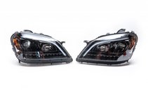 Mercedes ML W164 2005-2011 Fari anteriori con elemento LED (2005-2008, 2 pz, scuri) foto 1
