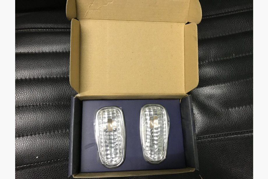 Mercedes C-class W202 1993-2001 Indicatori laterali (2 pz) Image