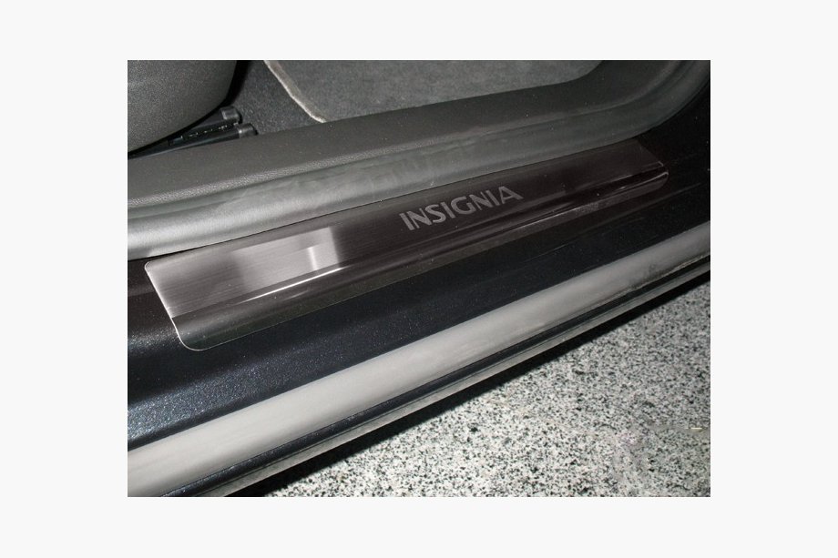 Opel Insignia 2008-2017 Battitacco Natanika Premium (4 pz, acciaio inox) Foto 1