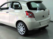 Toyota Yaris 2006-2011 Spoiler (primer per verniciatura) foto 1