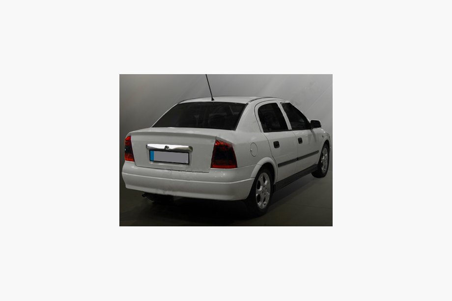 Opel Astra G classic 1998-2012 Modanatura sopra targa (acciaio inox) OmsaLine - Acciaio Inox Italiano Image