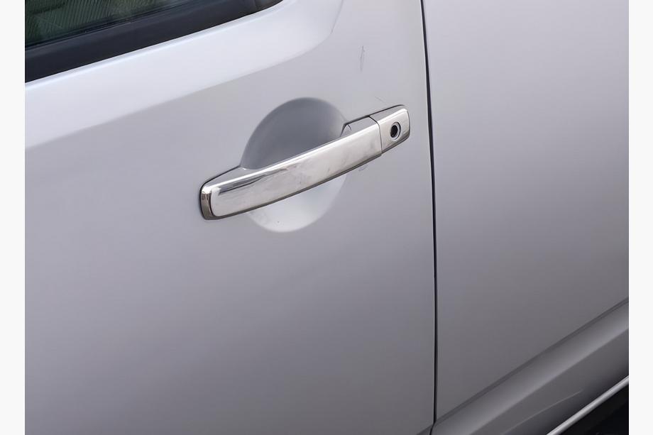 Nissan Pathfinder R51 2005-2014 Coperture Maniglie Cromate (2 pz, Acciaio Inox) Con chip, Carmos - Acciaio turco Foto 3
