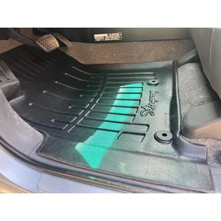 Tappetini in gomma Stingray 3D (5 pz, poliuretano) Toyota Land Cruiser Prado 120 2002-2009 foto 1