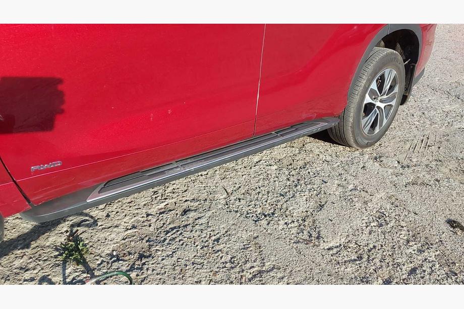 Toyota Highlander 2019- Pedane Laterali OEM V1 (2 pz, Alluminio) Foto 3