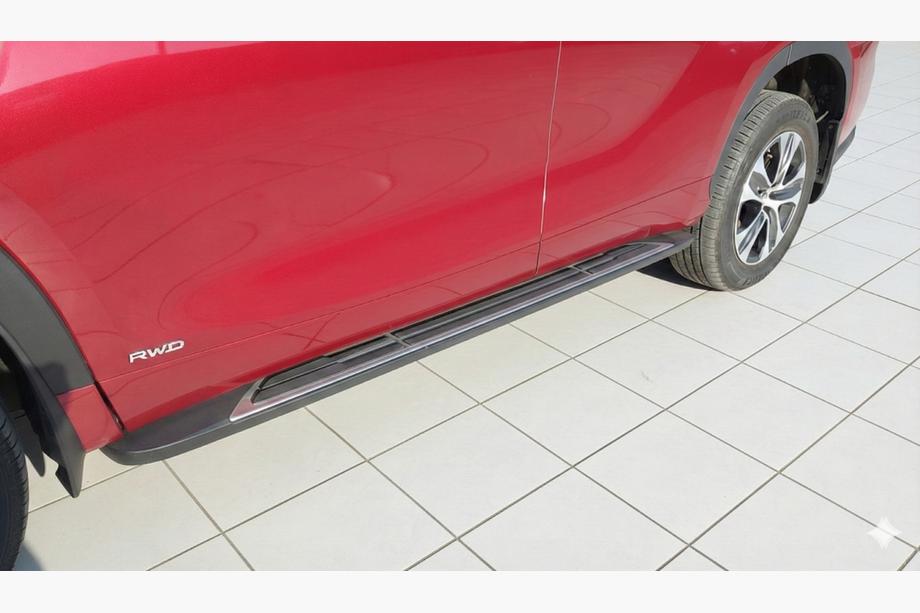 Toyota Highlander 2019- Pedane Laterali OEM V1 (2 pz, Alluminio) Image