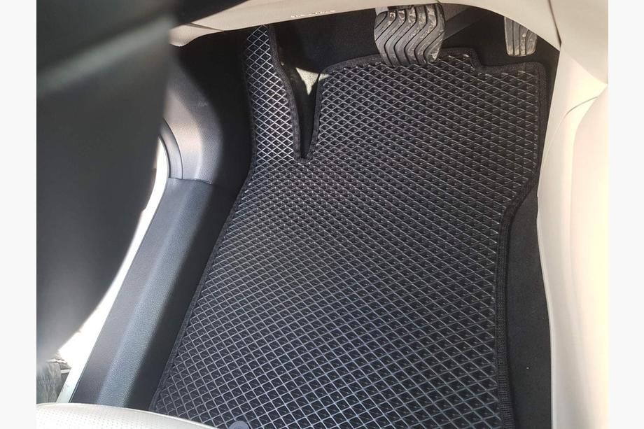 Nissan Qashqai 2014-2021 Tappetini EVA per Rogue Sport (neri) Image
