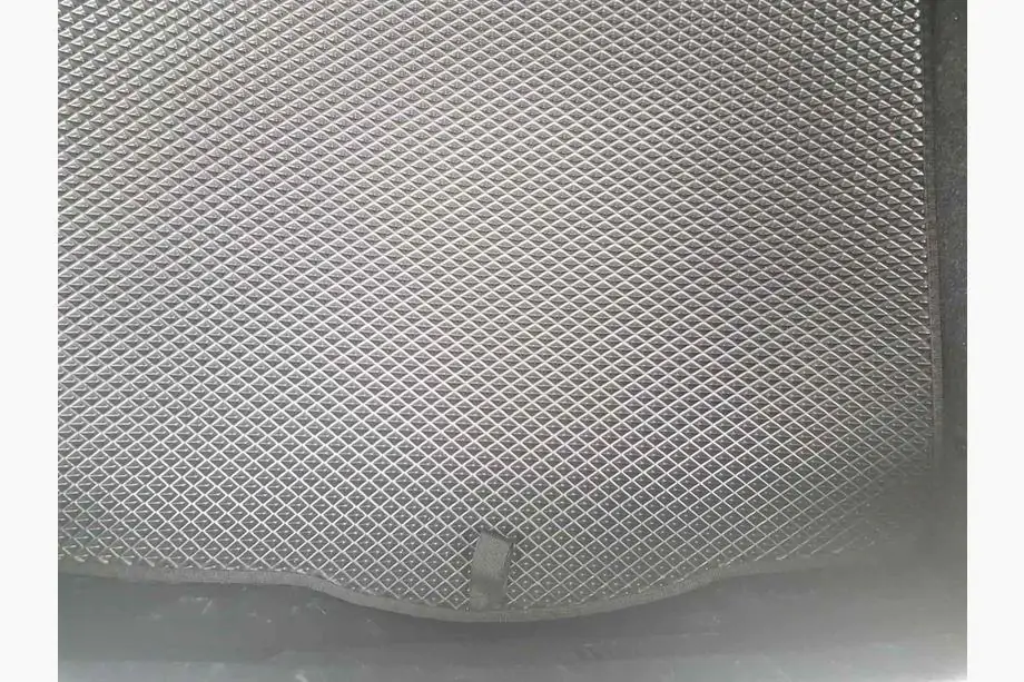 Fiat Punto Grande/EVO 2006-2018 Tappetino bagagliaio EVA (nero) Foto 4