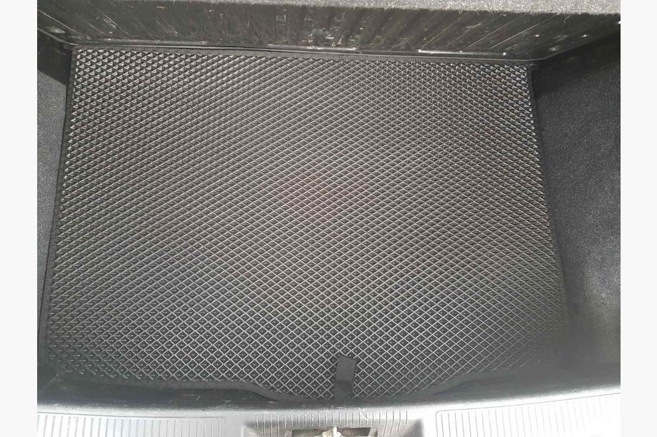 Fiat Punto Grande/EVO 2006-2018 Tappetino bagagliaio EVA (nero) Image