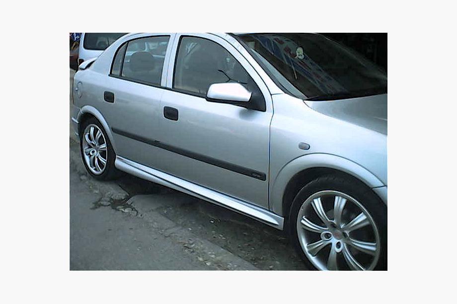 Opel Astra G classic 1998-2012 Minigonne Laterali Sedan (primer per verniciatura) Foto 1
